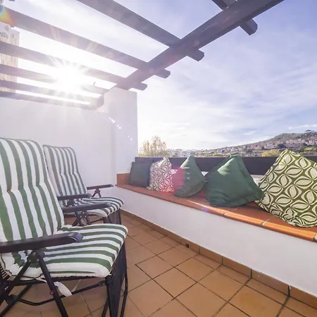 Cubo's Duquesa & Parking